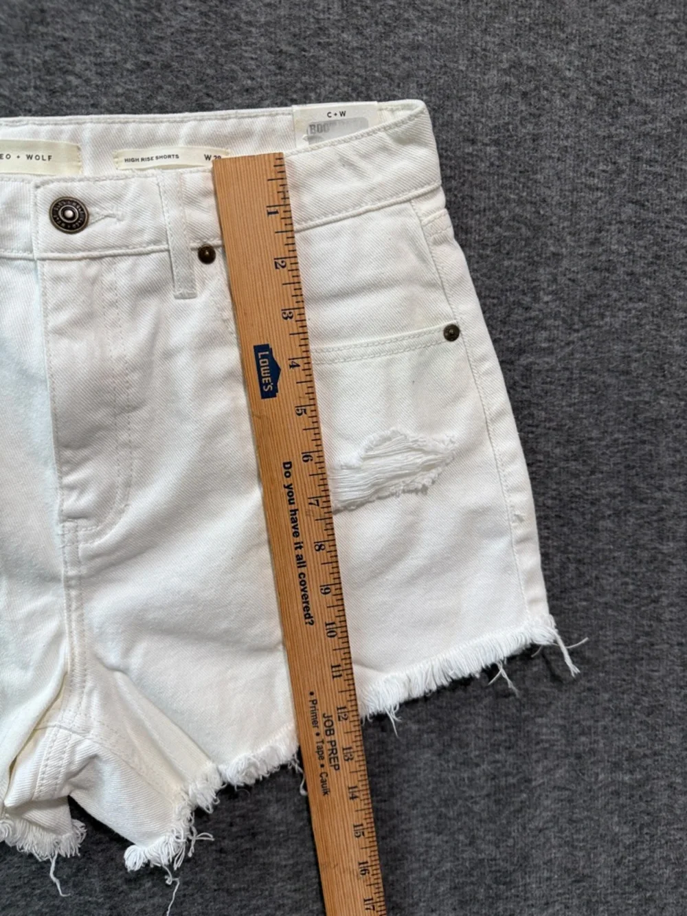 Cleo + Wolf White Distressed High-Rise Women’s Denim Shorts Size 28 Boot‎ Barn